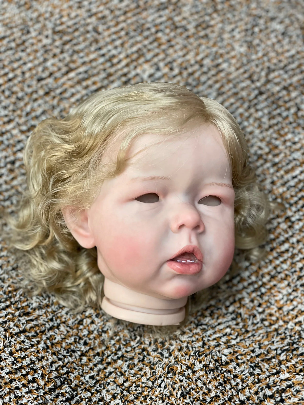 27Inch Liam Bebe Reborn Doll Kits Handmade Painted Realistic Soft Vinyl Reborn Baby Doll Kits Bebé Reborn